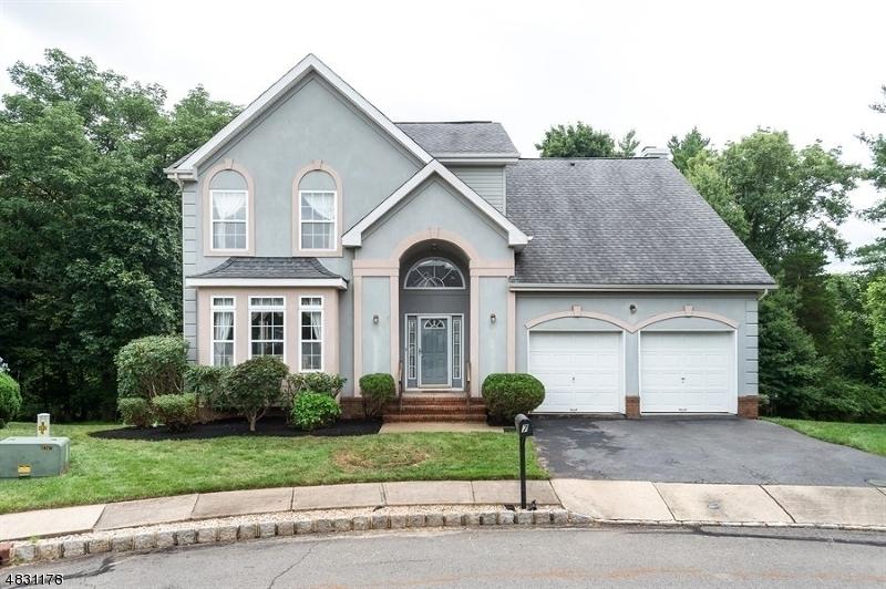 7 Hatfield Ct - Photo 1