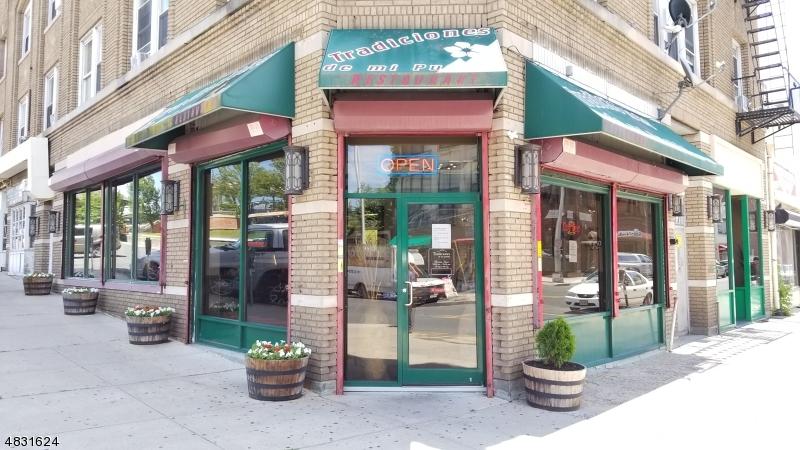 307 Park Ave - Photo 1
