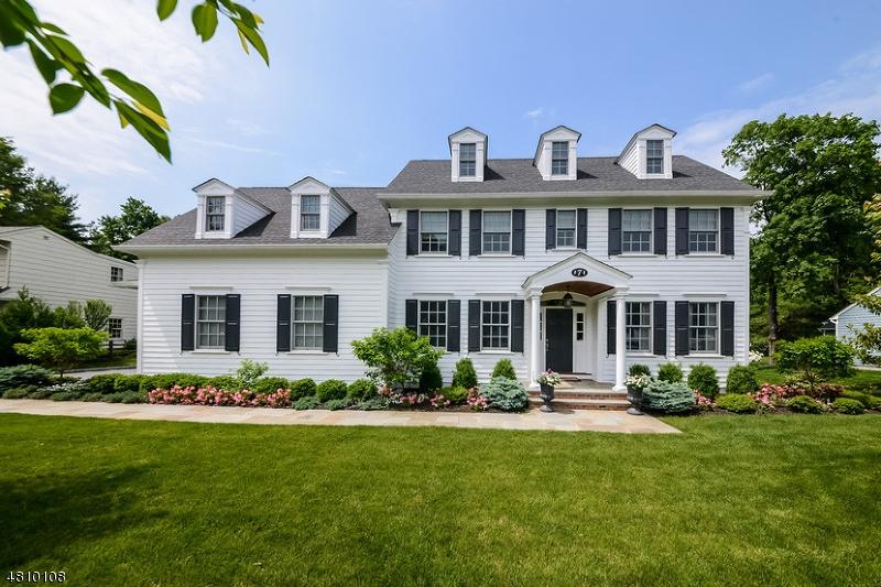 7 Whitman Dr - Photo 1