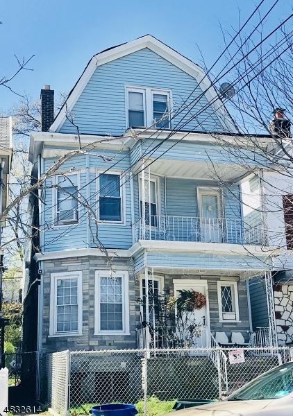 34 Elliott St - Photo 1