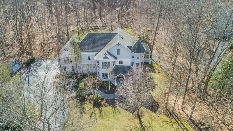 75 Pinewood Dr - Photo 1