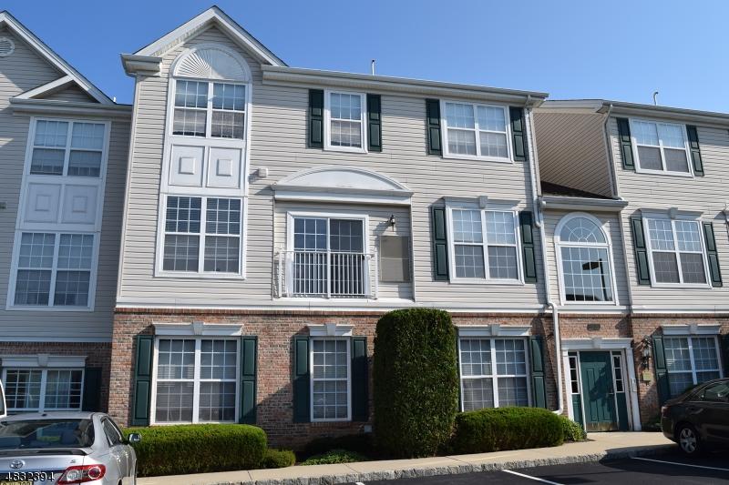 221 Windmill Ct - Photo 1