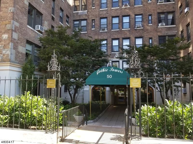 50 Glenwood Ave - Photo 1