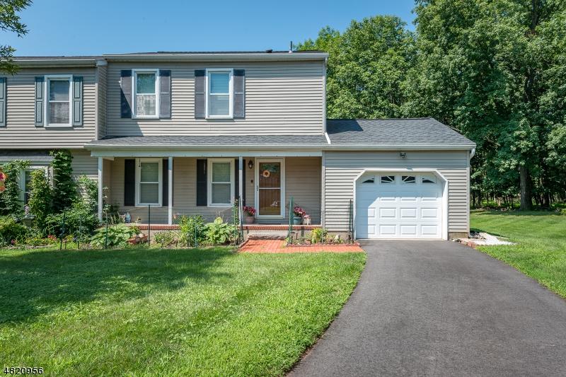 9 Sheephill Cir - Photo 1