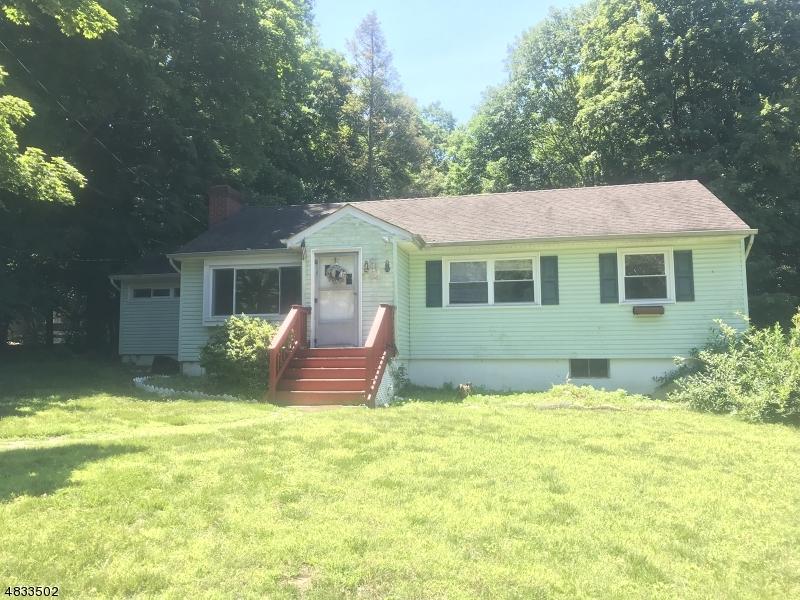 16 Longview Ln - Photo 1
