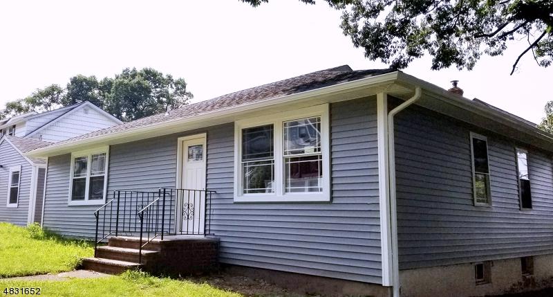 429 Brook Ave - Photo 1
