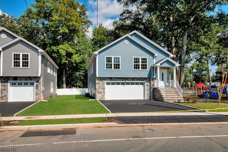 114 S Michigan Ave - Photo 1