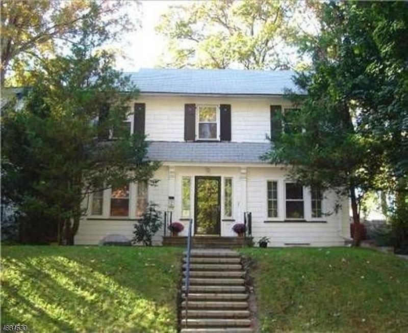 664 Varsity Rd - Photo 1