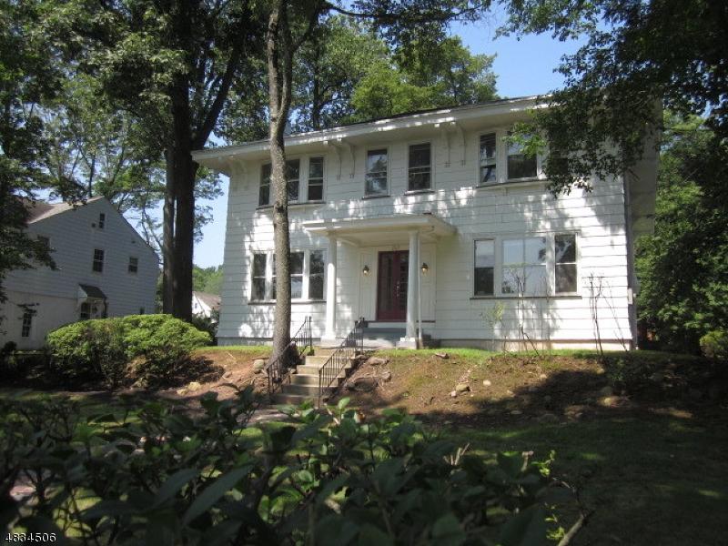 267 Gregory Ave - Photo 1