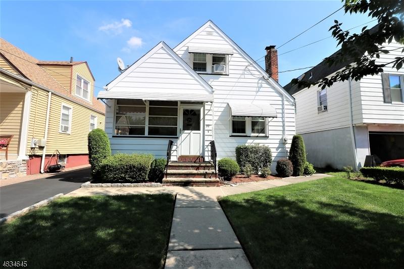 32 Wilber St - Photo 1