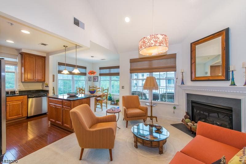 8408 Sanctuary Blvd - Photo 1
