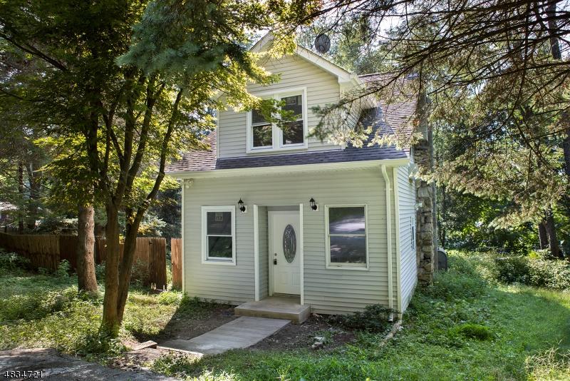208 Annisquam Rd - Photo 1
