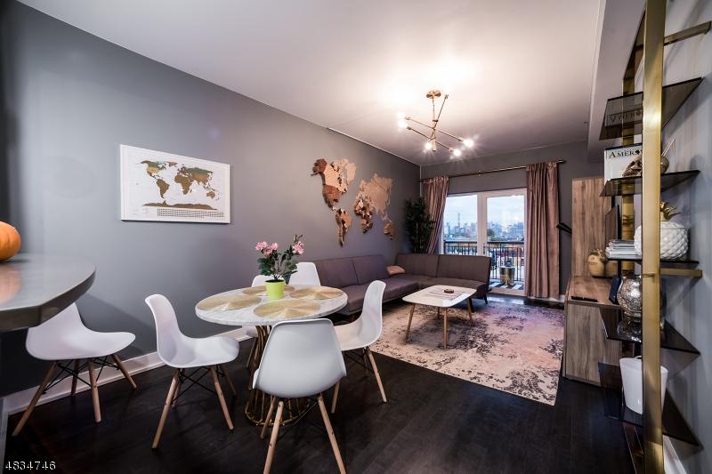 3312 Hudson Ave - Photo 1