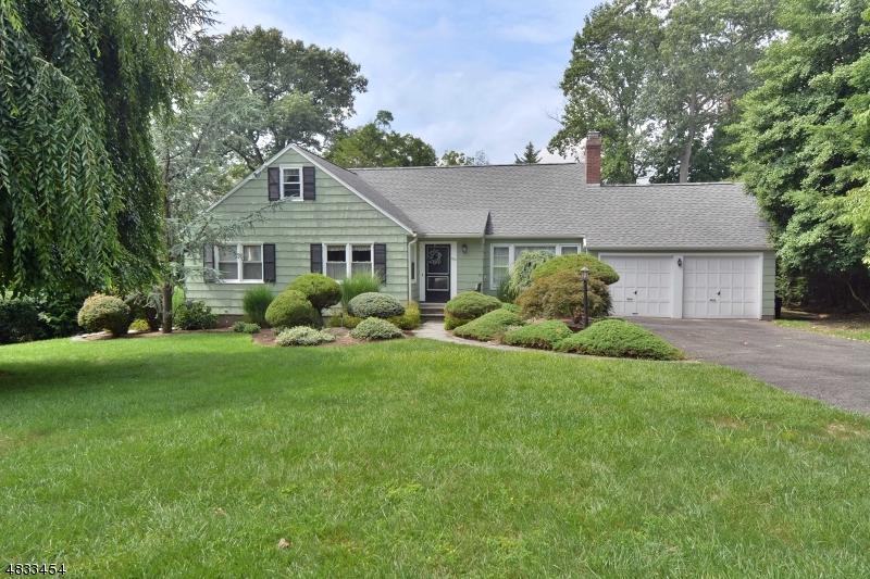 142 Sunset Ave - Photo 1