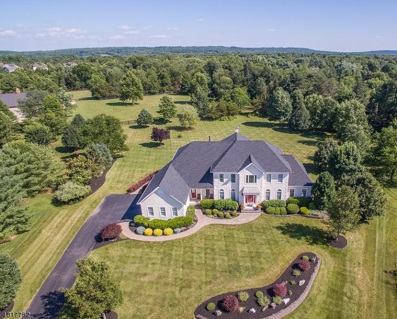 115 Grayson Drive - Photo 1