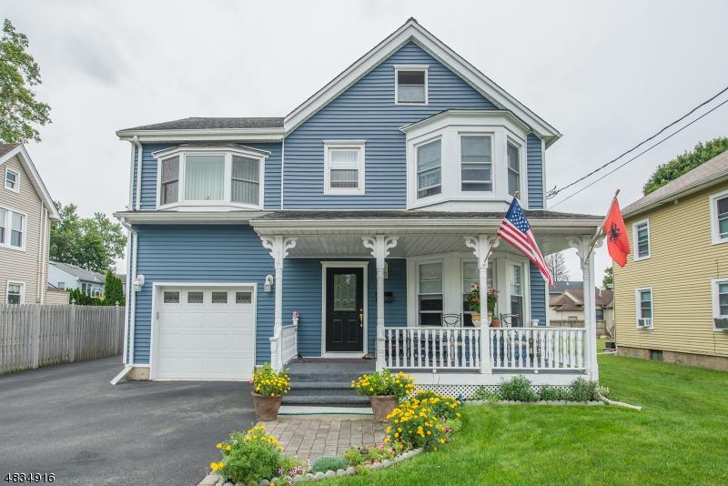 214 Lakeside Ave - Photo 1