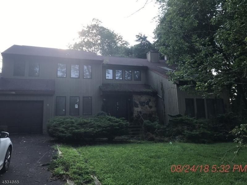 11 Apple Tree Ln - Photo 1
