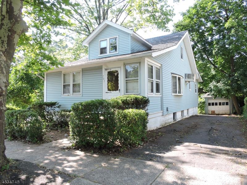701 Eden Ave - Photo 1