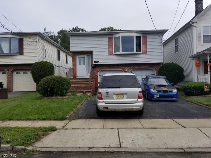 1913 Bond St - Photo 1