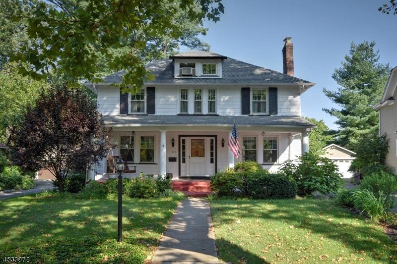 223 Midwood Pl - Photo 1