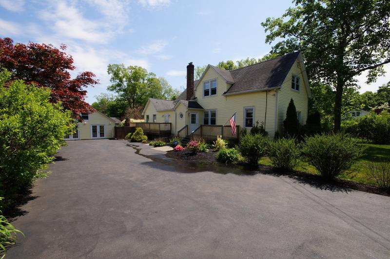 41 Washington Ave - Photo 1