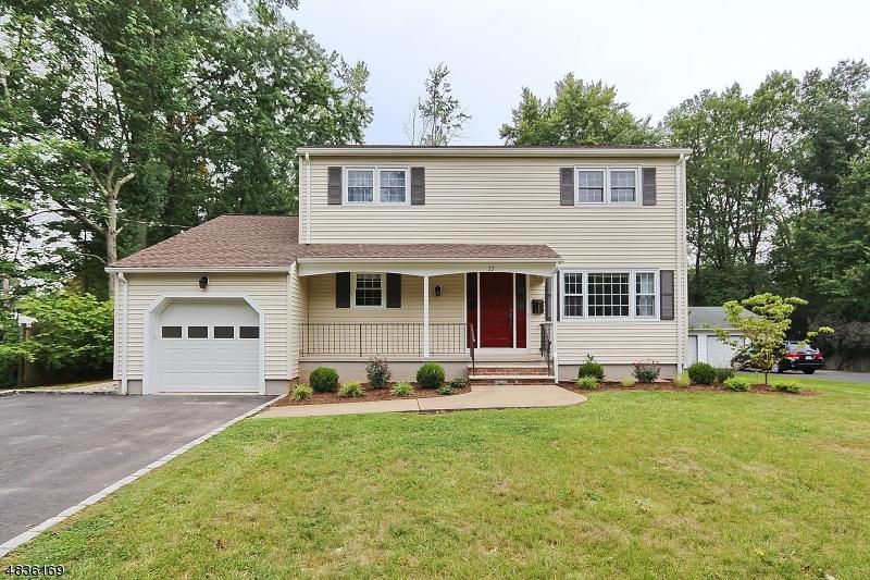 22 Madison Ave - Photo 1