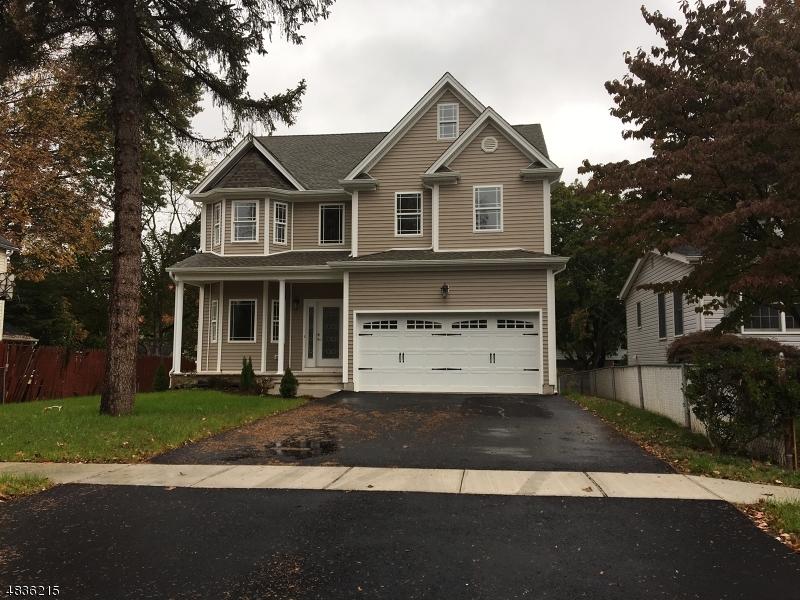 738 Dunellen Ave - Photo 1