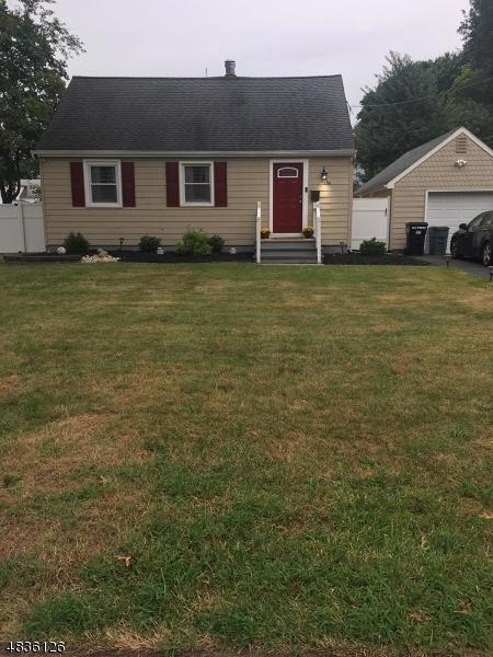 1406 Kenyon Ave - Photo 1