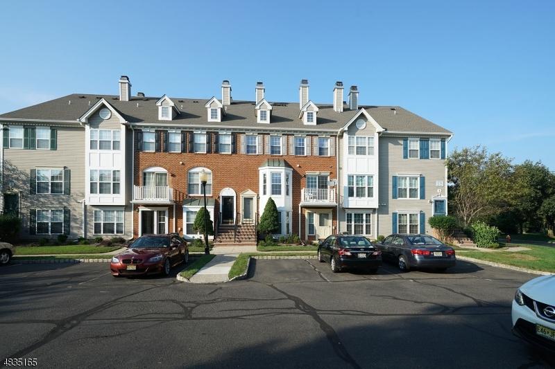 304 Strull Ct - Photo 1