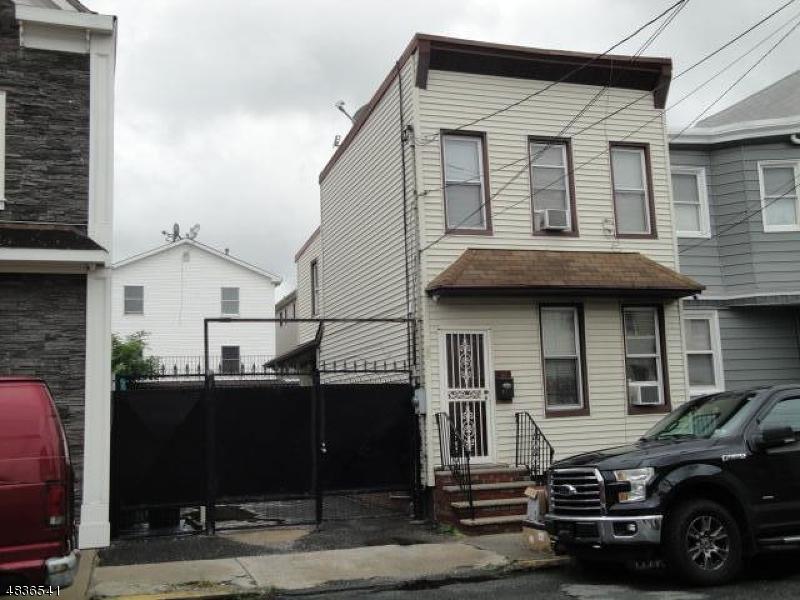 14 Goble St - Photo 1