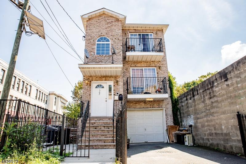 502 S 15Th St - Photo 1