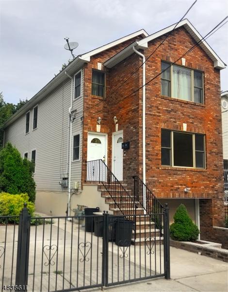 241 Pine St - Photo 1