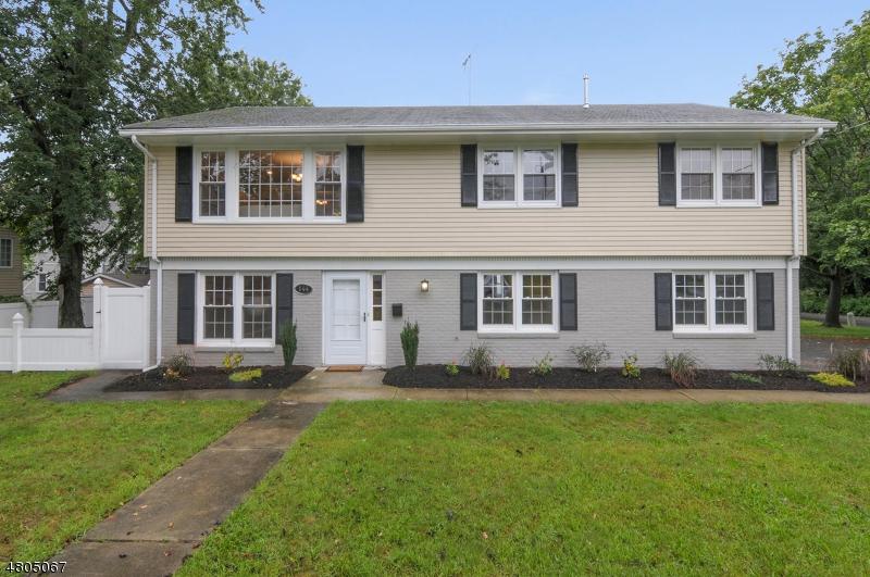 144 Fulton St - Photo 1