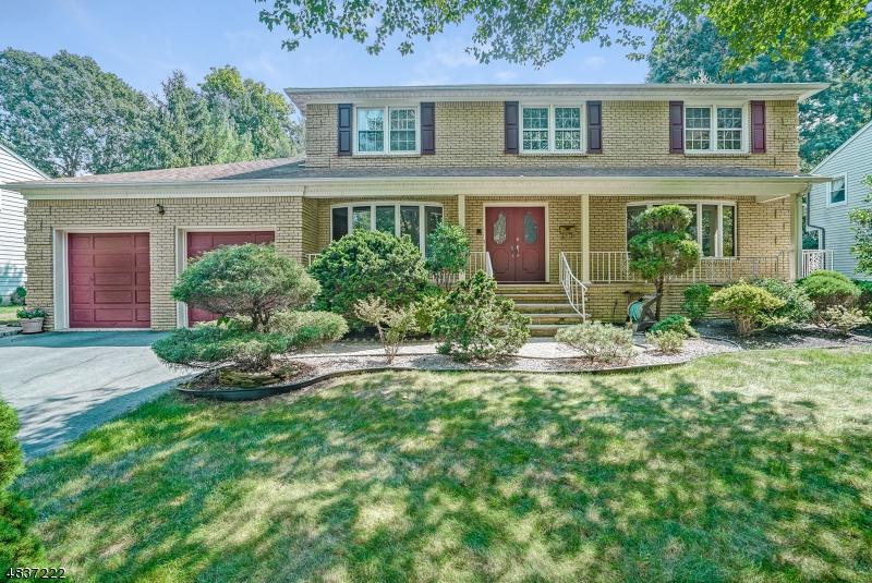 912 Cranford Ave - Photo 1