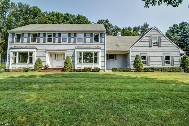 5 Ramapo Way - Photo 1