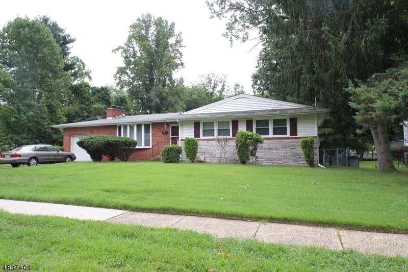 929 Franklin Ave - Photo 1