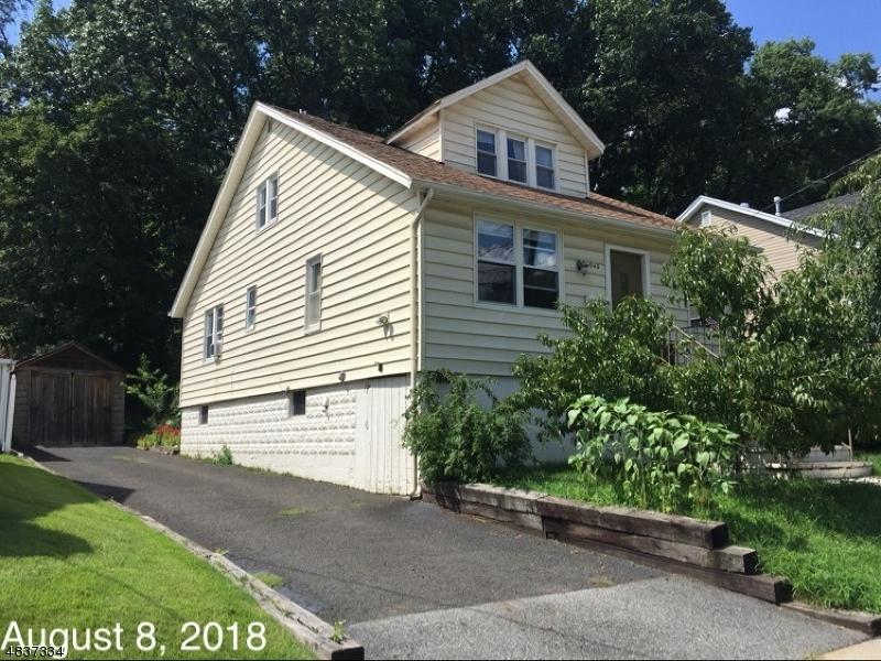 946 Grandview Ave - Photo 1