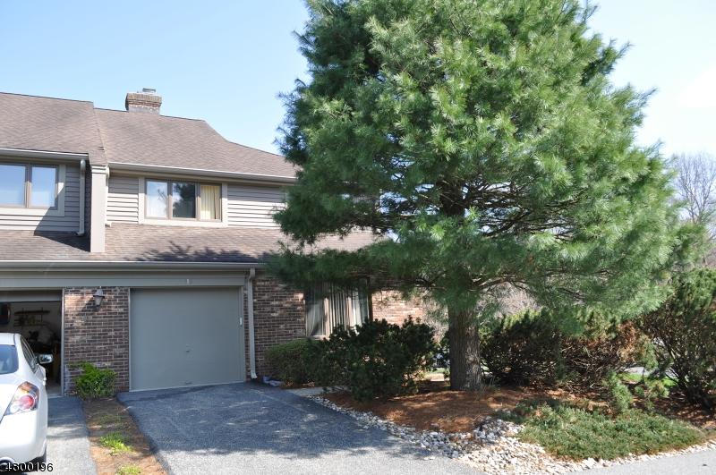 113 Mac Leish Ct - Photo 1