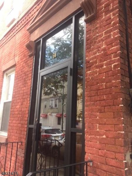 50 Lang St - Photo 1