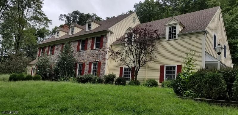 4 Shenandoah Ct - Photo 1