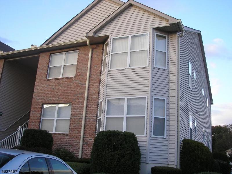 5 Gina Ct - Photo 1