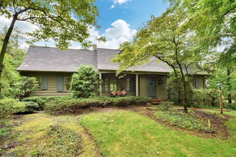 731 Birchwood Dr - Photo 1