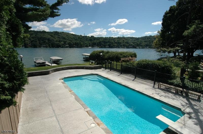 566 W Shore Trl - Photo 1