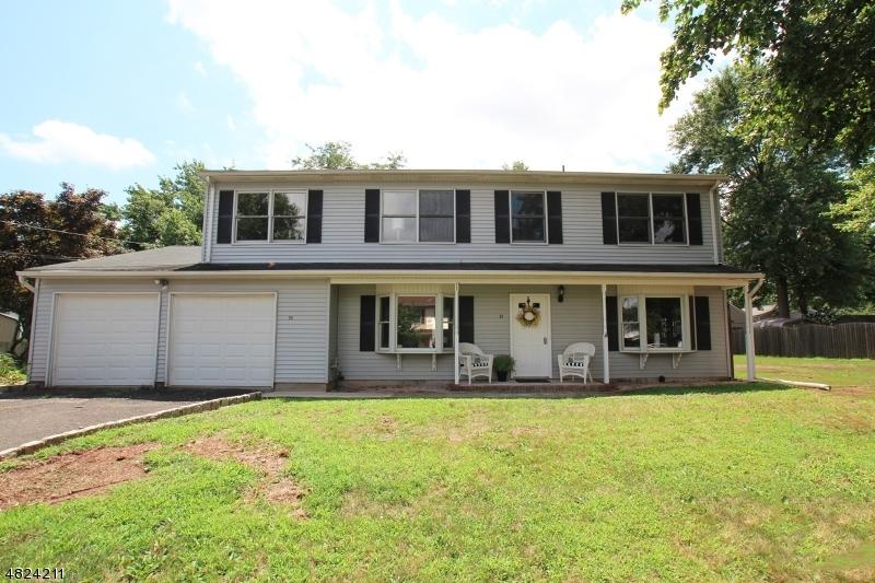 33 Fort St - Photo 1