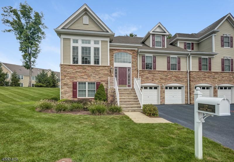 12 Whitbay Dr - Photo 1