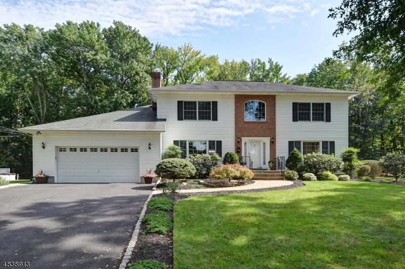 2258 Redwood Rd - Photo 1
