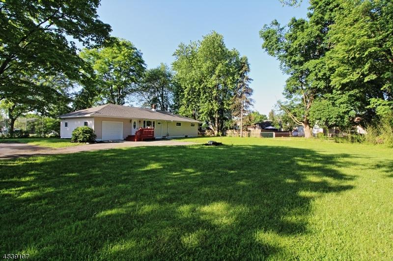 908 Culkin St - Photo 1