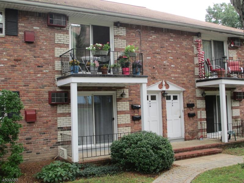 320 South St 5N - Photo 1