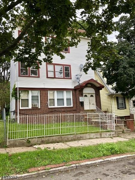 167 Vassar Ave - Photo 1