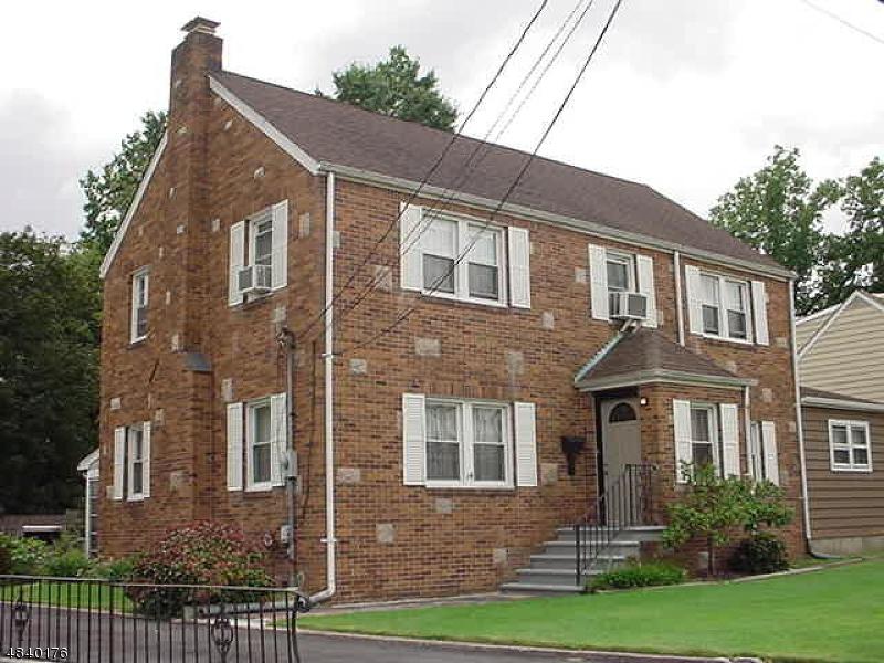 14 Sterling Pl - Photo 1